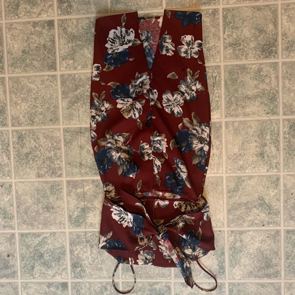 Floral open back dress - Picture 2 of 3